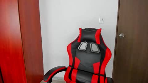 hades_horny_ online show from 31, 3, 2026