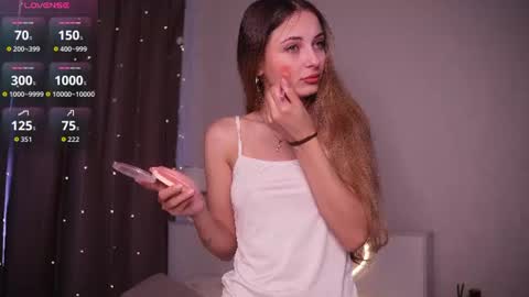Hi Im Rebecca Glad to see you in my room  PVT is open online show from 19, 6, 2026