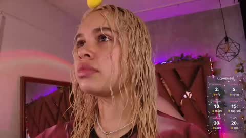 Haely online show from 29, 9, 2025