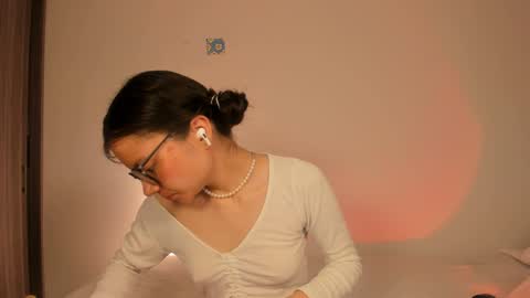 Hailey online show from 28, 12, 2024