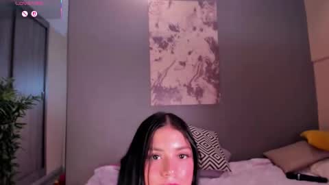 laura online show from 21, 11, 2025