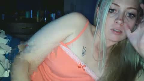 Snapshot of haileyakuma69 chatting on 5, 10, 2025 Hailey and d online show from 5, 10, 2025