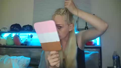 Snapshot of haileyakuma69 chatting on 11, 10, 2025 Hailey and d online show from 11, 10, 2025