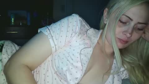 Snapshot of haileyakuma69 chatting on 16, 11, 2025 Hailey and d online show from 16, 11, 2025