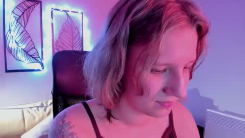 Hailey online show from 15, 11, 2025