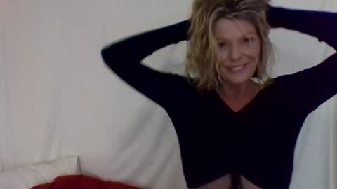 Hailey online show from 4, 12, 2024