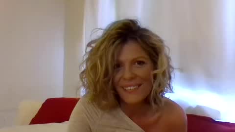 Hailey online show from 19, 1, 2025