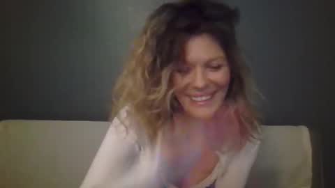 Hailey online show from 10, 10, 2025