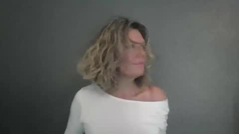 Hailey online show from 1, 4, 2026