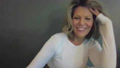 Hailey online show from 18, 4, 2026