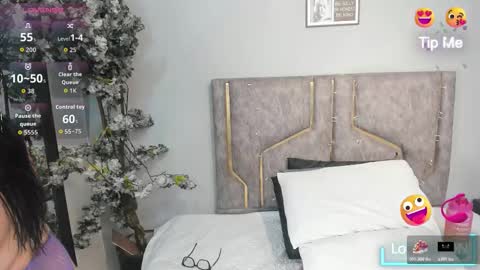 haileystonei online show from 3, 2, 2026