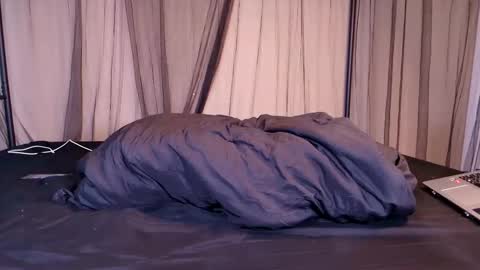 Snapshot of hailwilds chatting on 18, 9, 2025 HailWilds online show from 18, 9, 2025