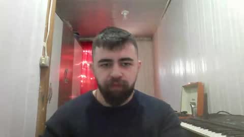 Snapshot of hairy_man_69_ chatting on 6, 1, 2026 horny online show from 6, 1, 2026
