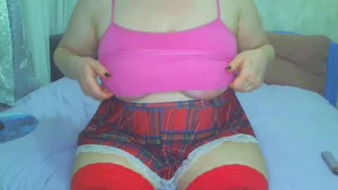 Snapshot of hairy_vi chatting on 27, 2, 2025 hairy vicky online show from 27, 2, 2025
