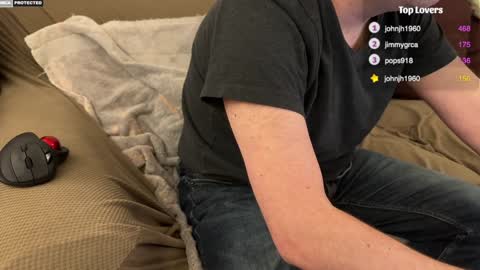 Snapshot of hairybelly818 chatting on 17, 1, 2025 Hairy Belly online show from 17, 1, 2025