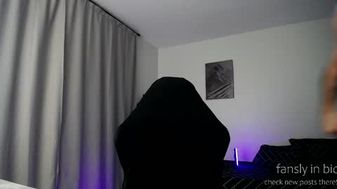 Adam online show from 10, 5, 2026