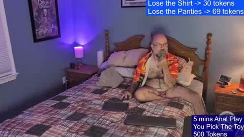 Snapshot of hairydaddybear69 chatting on 21, 10, 2025 HairyDaddyBear69 online show from 21, 10, 2025