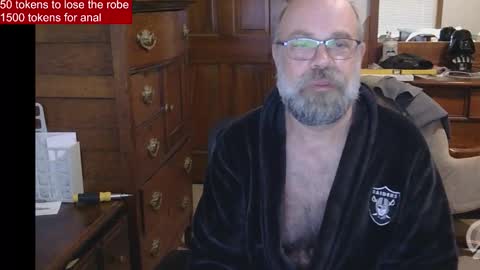 HairyDaddyBear69 online show from 30, 3, 2026