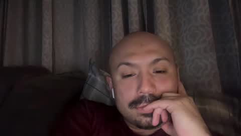 Snapshot of hairyman30000 chatting on 8, 3, 2025 hairyman30000 online show from 8, 3, 2025