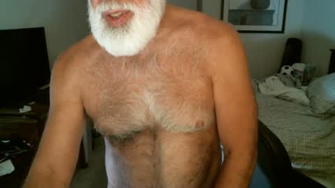 Snapshot of hairypecsguy chatting on 3, 7, 2026 Hairy pecs online show from 3, 7, 2026