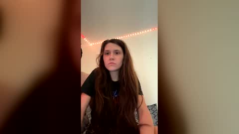 Hallee online show from 2, 6, 2026