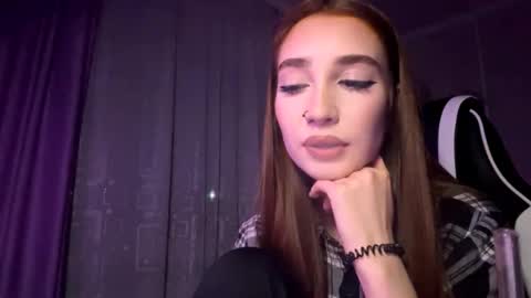 Holly online show from 13, 11, 2025