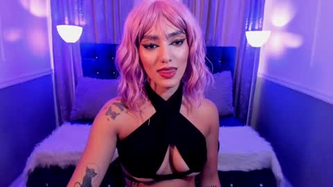 Halls Red online show from 10, 1, 2025