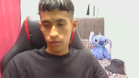 hamcummboy20 online show from 25, 4, 2026