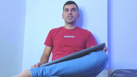 hamiltong12 online show from 15, 1, 2026