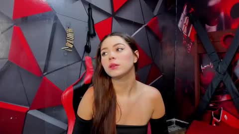 Hana and Zeta online show from 24, 10, 2025