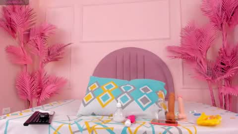 hanaahquinn online show from 9, 3, 2025