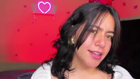 Hanah Montana Independent model online show from 11, 5, 2026