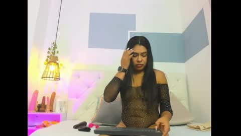 hanah_gray online show from 11, 2, 2025