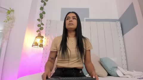 Snapshot of hanah_gray chatting on 24, 6, 2026 hanah_gray online show from 24, 6, 2026