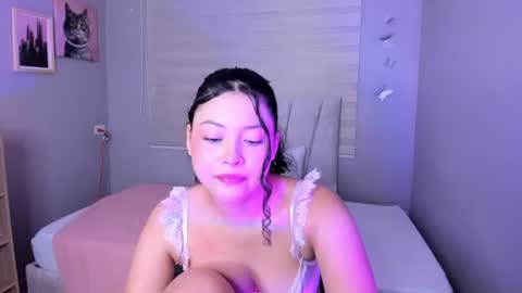 Snapshot of hanah_line chatting on 28, 7, 2026 Hanna Lineros online show from 28, 7, 2026