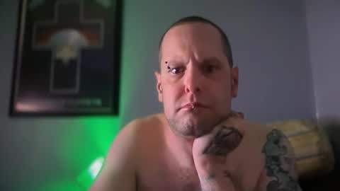 hand_banana_420 online show from 2, 11, 2025