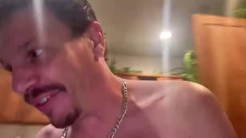 Snapshot of handieman_realtarzan chatting on 9, 5, 2026 handieman_realtarzan online show from 9, 5, 2026