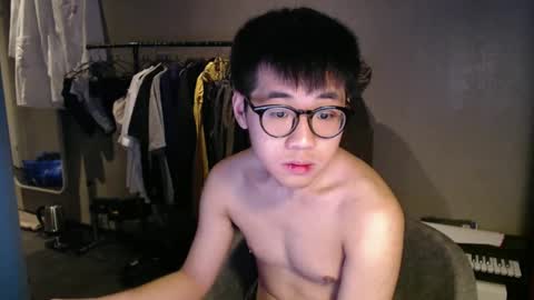 handsome_mannn online show from 4, 2, 2026