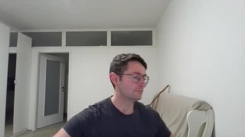 Snapshot of handsome_sasha chatting on 5, 12, 2025 Sasha online show from 5, 12, 2025