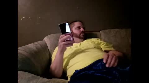 Handsomedaddy198923 online show from 9, 4, 2026