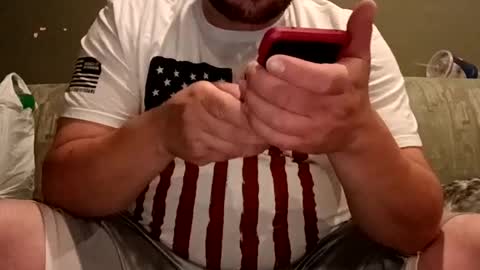 Handsomedaddy198923 online show from 26, 6, 2026