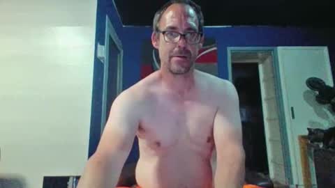 handsomeguy4ever online show from 4, 5, 2026