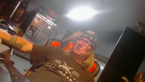 Snapshot of handyman5303 chatting on 30, 12, 2024 Handystudman online show from 30, 12, 2024