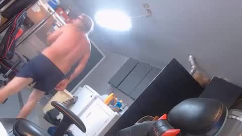 handystud33 online show from 24, 9, 2025