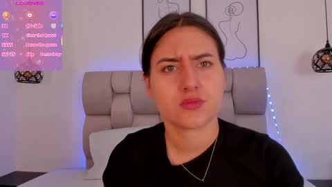 hanna__evans_ online show from 8, 1, 2026