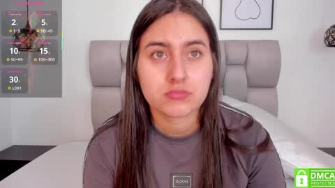 hanna__evans_ online show from 5, 4, 2026