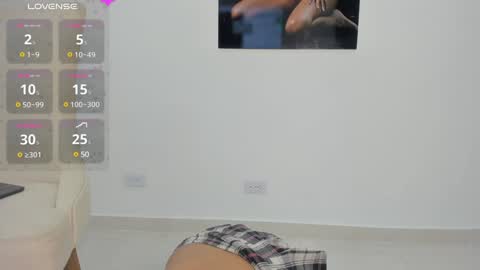 hanna_botero online show from 6, 12, 2024