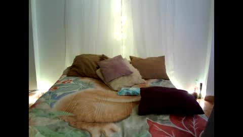 Hanna charming online show from 26, 2, 2025