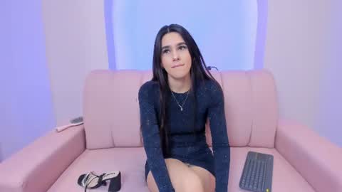 Hanna Foxi online show from 27, 6, 2026