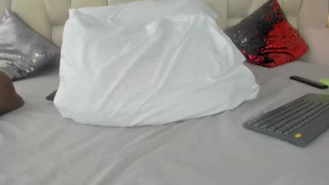 Hanna lens online show from 7, 1, 2026